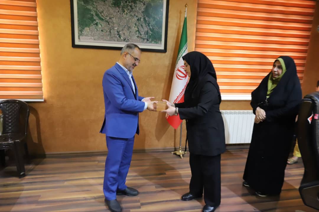 قدردانی بانوان خبرنگار از حمایت های رئیس شورای شهر رشت
