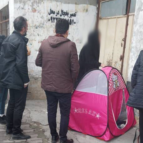 مادر و دختر بی‌خانمان در رشت ساماندهی شدند