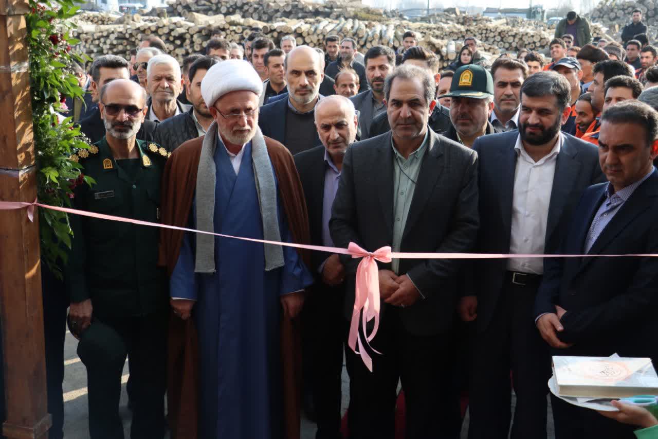 افتتاح طرح توسعه صنعتی ۲۱۰ میلیارد تومانی پالت و جعبه چوبی در رضوانشهر 