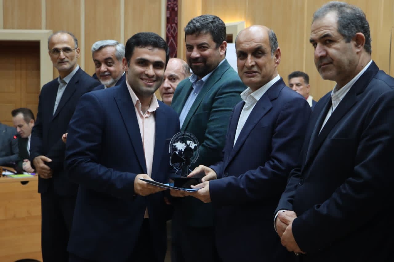 روابط عمومی فرمانداری رشت به‌عنوان برترین روابط عمومی گیلان انتخاب شد
