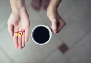 تاثیر عجیب قهوه روی آنتی‌بیوتیک‌ها