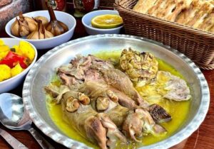 چه افرادی باید کله‌پاچه را از رژیم غذایی خود حذف کنند؟