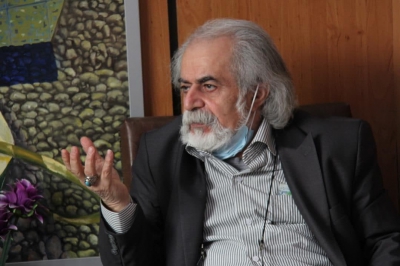 جدال شعر و شمشیر، دلدادگی و شعور