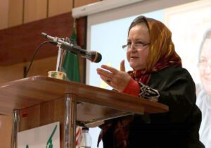 آیین نکوداشت “زهرا سیاوش آبکنار” پیشکسوت شعر گیلان برگزار شد