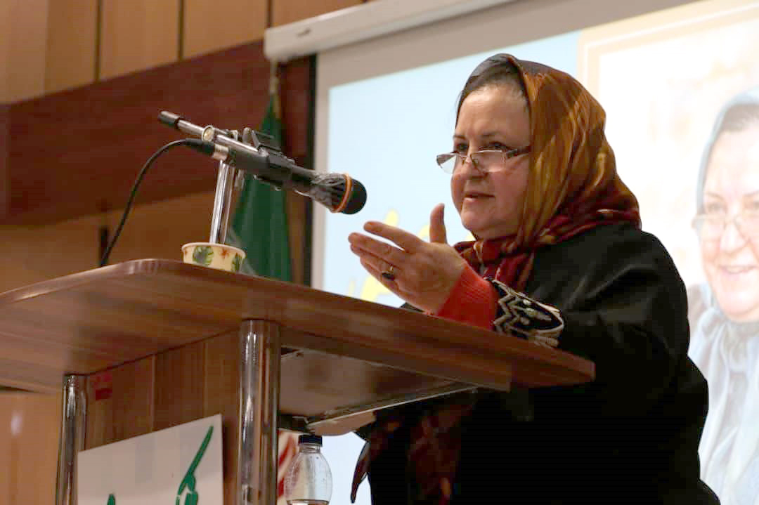 آیین نکوداشت “زهرا سیاوش آبکنار” پیشکسوت شعر گیلان برگزار شد