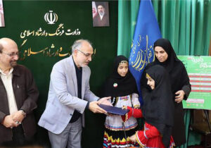 طاهری: نقش‌آفرینی ایثارگرانه هنرمندان در شرایط جنگ ، قابل تقدیر است