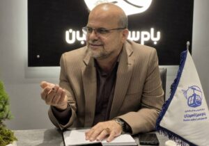 روز روابط عمومی، روز هنرمندان هنر هشتم
