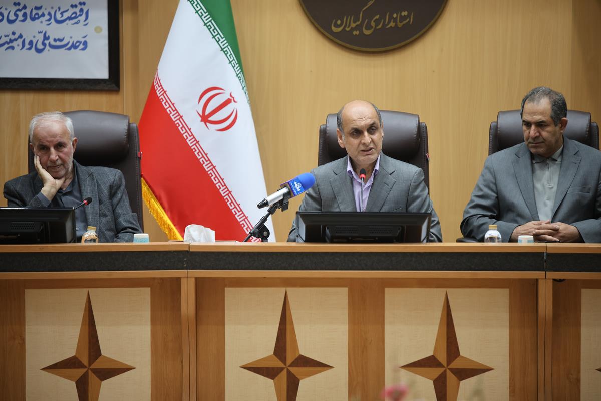 معلمان در پرورش انسان تمدن ساز نقش آفرینند