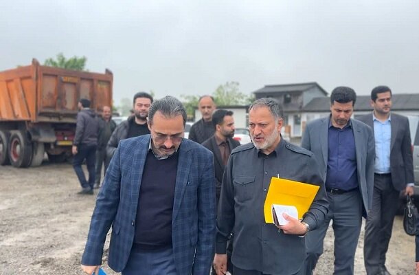 کارخانه های فاقد مجوز تولید آسفالت در تالش از بستر رودخانه خارج شوند