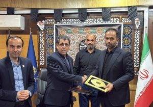 انعقاد قرارداد سرمایه‌گذاری رستوران و کشتی دریایی در تالاب عینک
