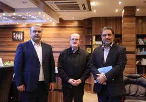 دیدار نماینده و فرماندار لنگرود با رئیس سازمان مدیریت و برنامه ریزی گیلان 