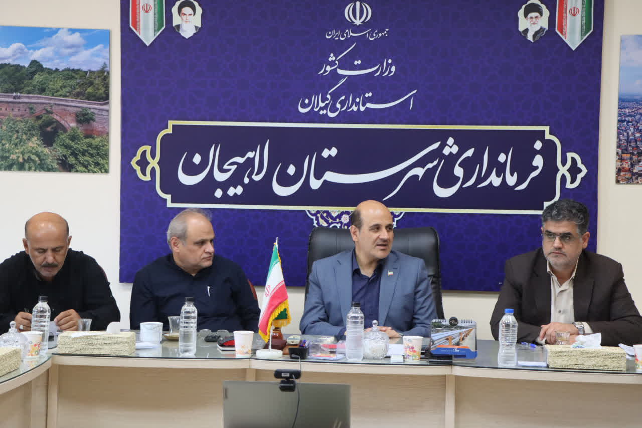هم‌افزایی دستگاههای اجرایی برای آسفالت مسیر دسترسی به مزار شهید محمدعلی حق‌بین 