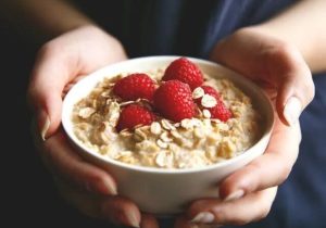 صبحانه پرفیبر یا پروتئینی؛ کدام‌یک برای کاهش وزن بهتر است؟
