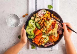 غذا خوردن بعد از این ساعت خطر افسردگی را بیشتر می‌کند؟